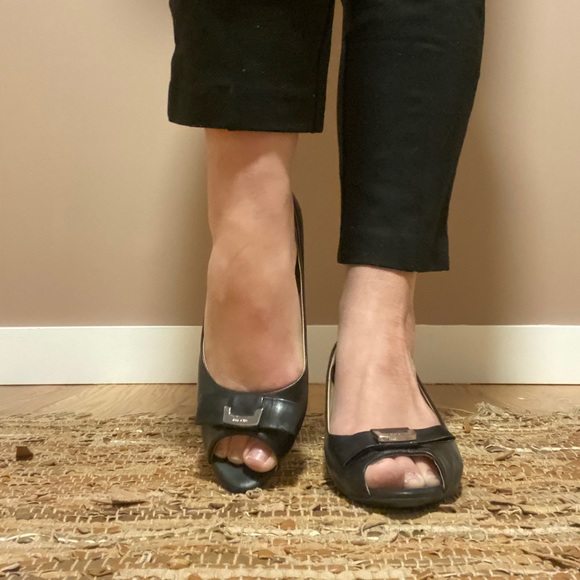 GEOX Open Toed Wedge Heel (size 39.5) - Picture 2 of 9